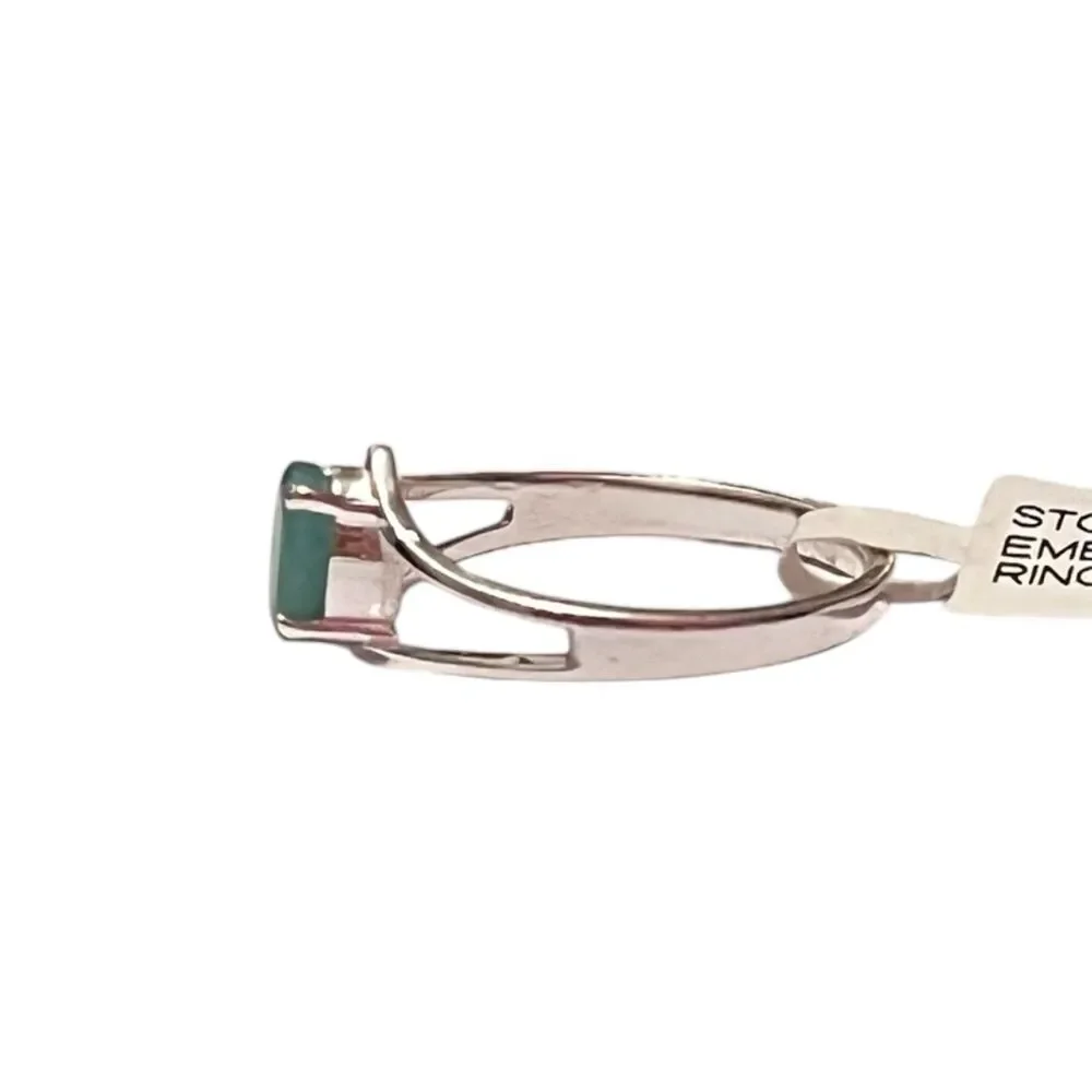 Stunning Artisan Sterling Silver Genuine Emerald Ring Size 6